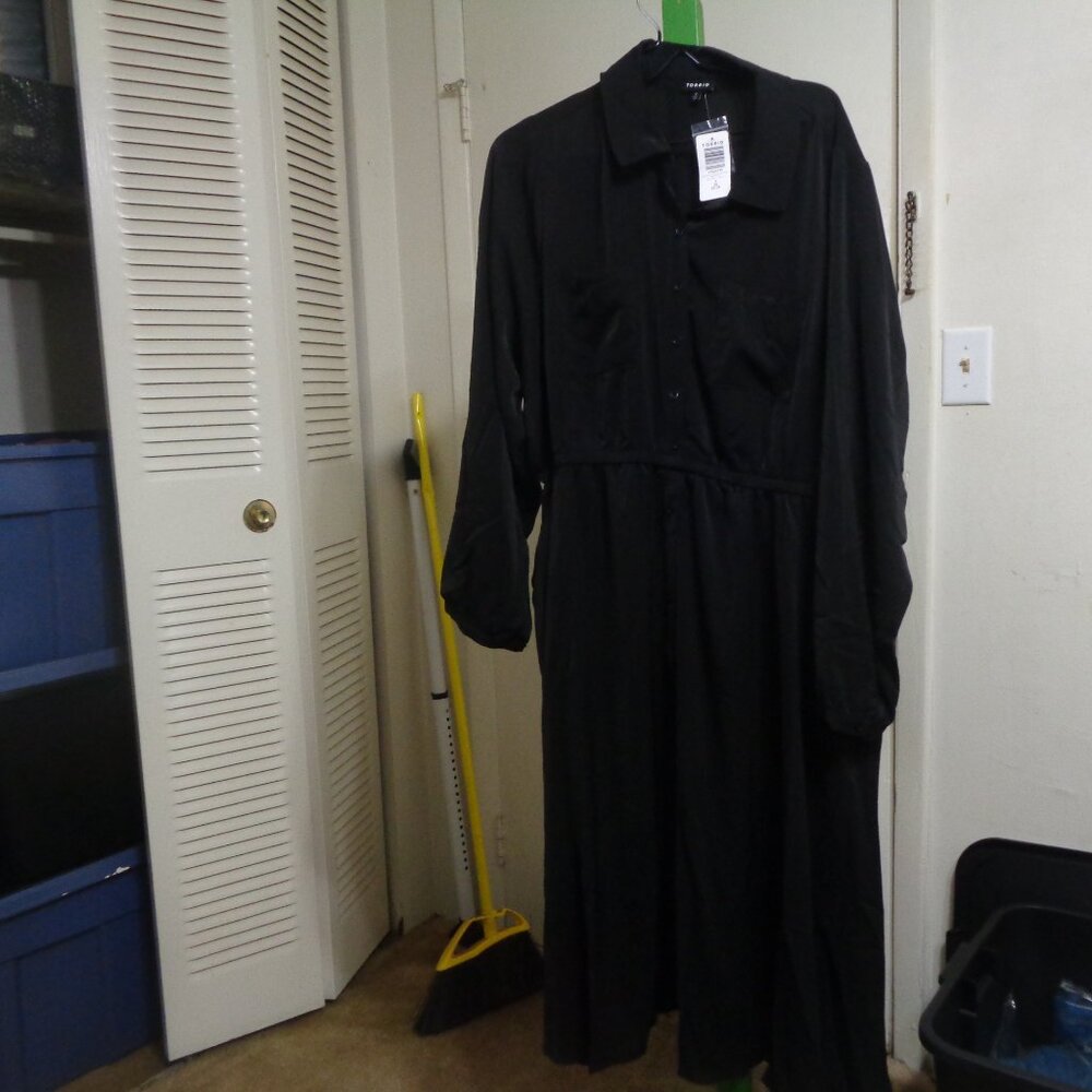 Torrid 22/24 Plus Midi Studio Crepe De Chine Long Sleeve Button Front Shirtdress